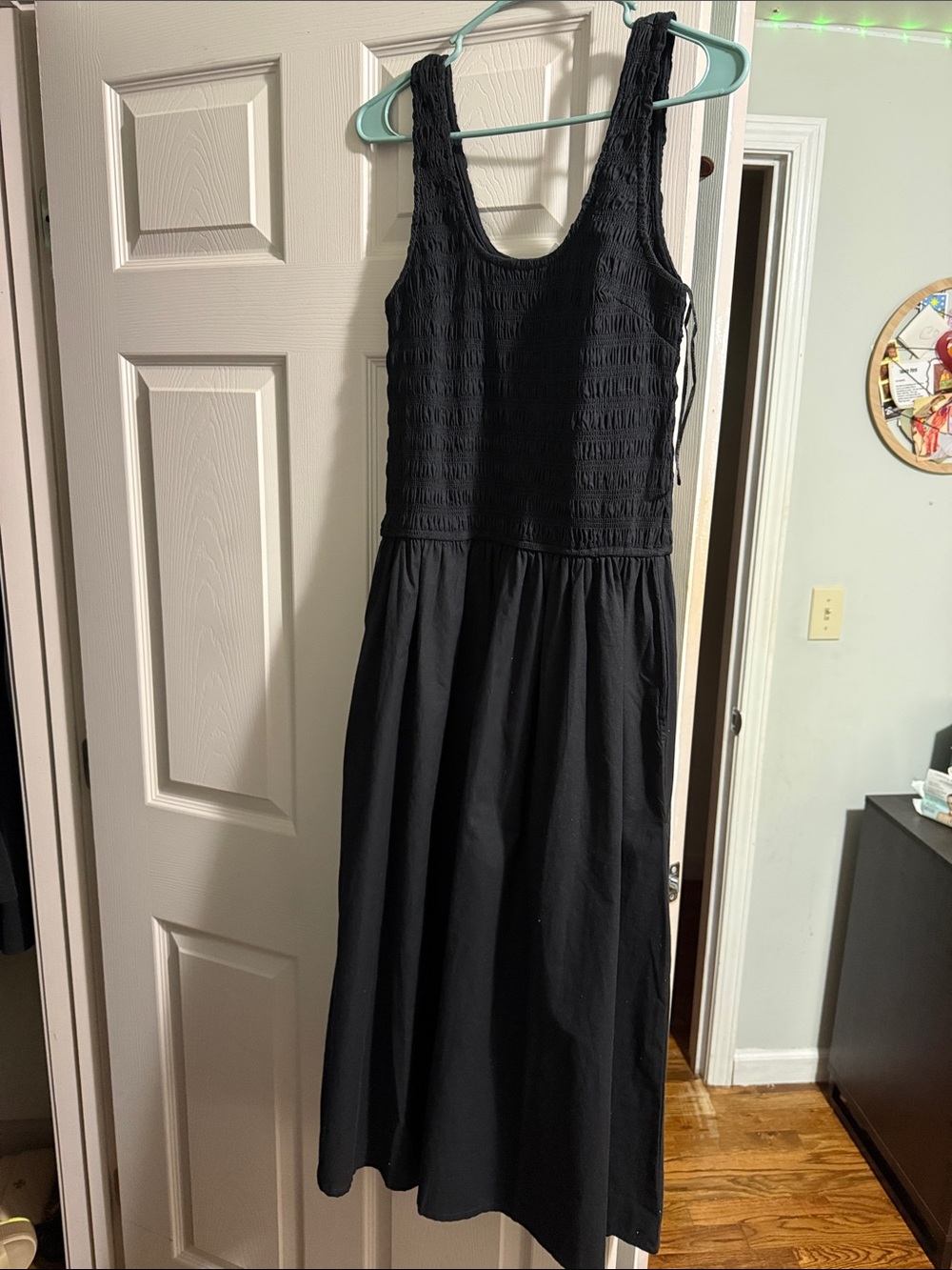 Classic Black Sleeveless tea length Dress - L